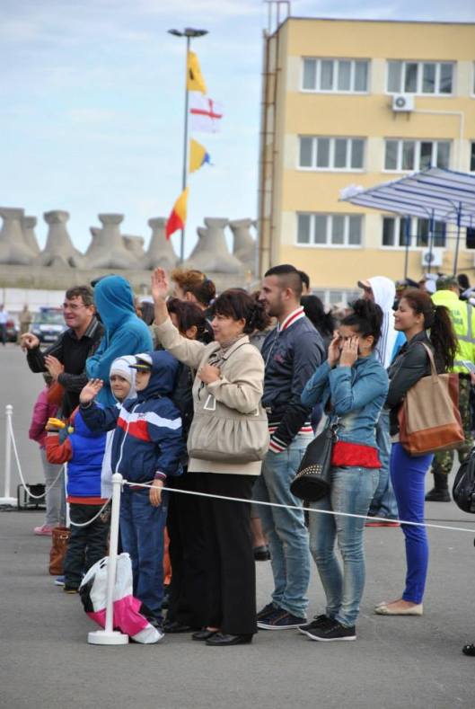 1376382_300496603422930_1543572631_n