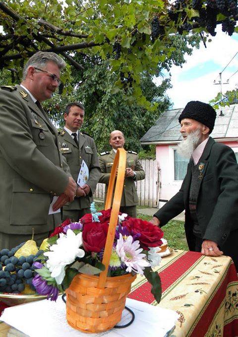 954890_298685136937410_1739815967_n