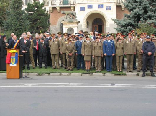 1378500_230190323812542_1304437175_n