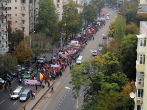 protest-rosia-montana-adriana-neagoe