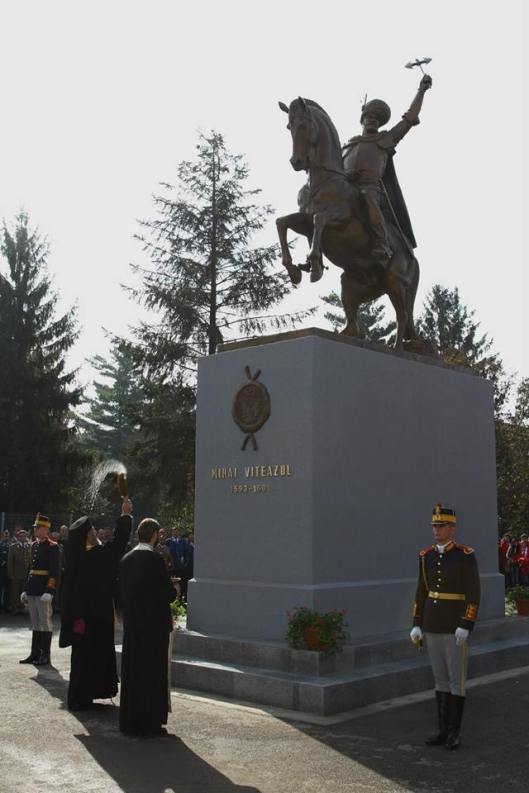 statuia lui mihai viteazul