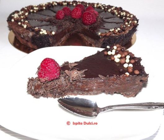 1463697_674373932594370_2020091930_n