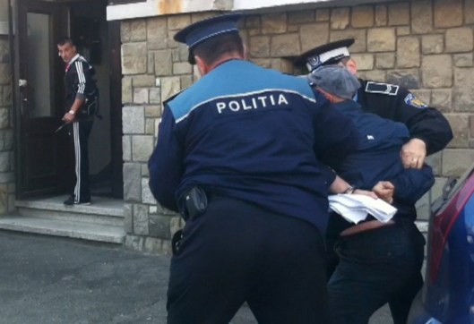 evacurea-executare-silita-ploiesti-piraeus-bank2