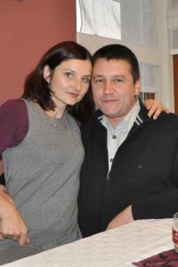 376944_2394807263629_215869890_n