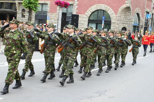 11205530_907827739270190_5974909736491936689_n