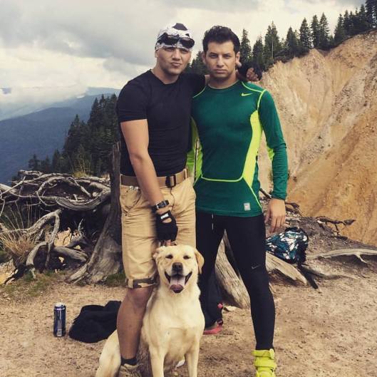 8 Doi prieteni buni.jpg